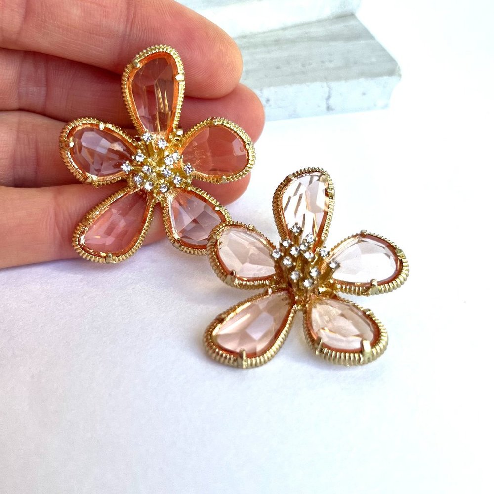 NEW~ Anthropologie Floral Tapestry Post Earrings - Picture 8 of 8